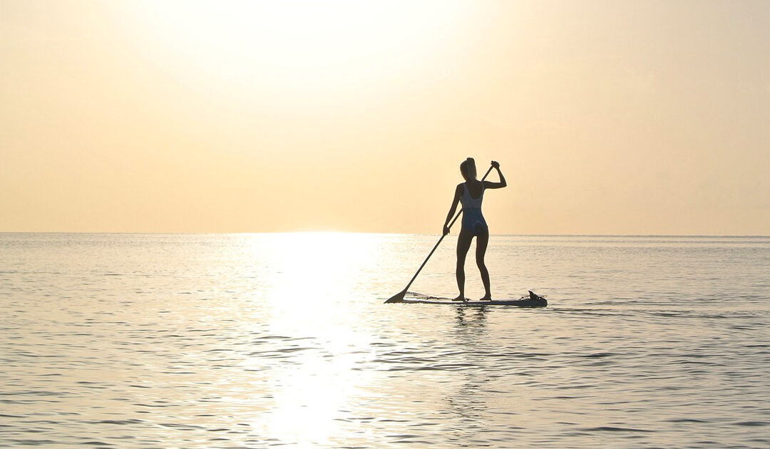 Riding the Waves: Explore Paddleboarding in Destin!