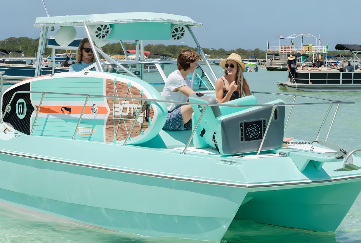 Couple sitting on a Catamaran in Destin Florida